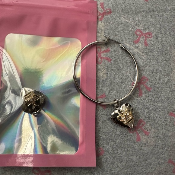 Juicy Couture Jewelry - Juicy Couture Silver Heart Earrings